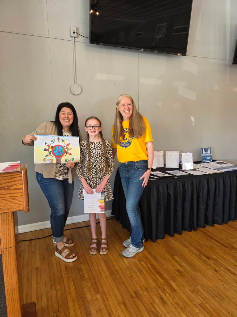 Two HMS students were recently honored for their outstanding participation in the Lions Club Peace Poster Contest! 🎨🕊️  Grace Yancey and Lillian Breedlove, along with their families and their art teacher, Mrs. Morgan, attended the Peace Poster Recognition Meeting held at the Harrison Country Club. During the event, the Lions Club recognized local winners for their creativity and meaningful artwork.  Grace earned 1st place and received a $100 gift card, while Lillian earned 2nd place and received a $50 gift card for her impressive submission.  We are incredibly proud of Grace and Lillian for their hard work and artistic talent! A special thank you to Mrs. Morgan for continuously providing opportunities for our students to shine and grow in their talents.    #HMSPride #GoblinPride #StudentSuccess #PeacePosterContest #LionsClub #YoungArtists #HarrisonSchools #CelebrateSuccess #SupportTheArts 🎨🕊️