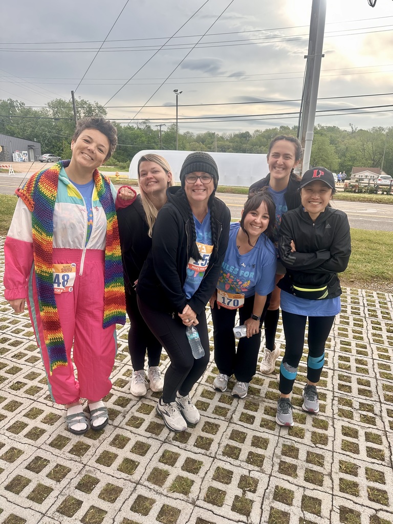 HMS was well-represented this weekend at the NARMC Miles for Hope 5K & Fun Run! 🏃‍♂️💙  A big congratulations to Christopher for finishing 3rd in his age division, and to Mrs. Hunt for taking 1st place in her age division! 🎉  We are so proud of our students and staff for showing up, supporting a great cause, and representing HMS with excellence!
