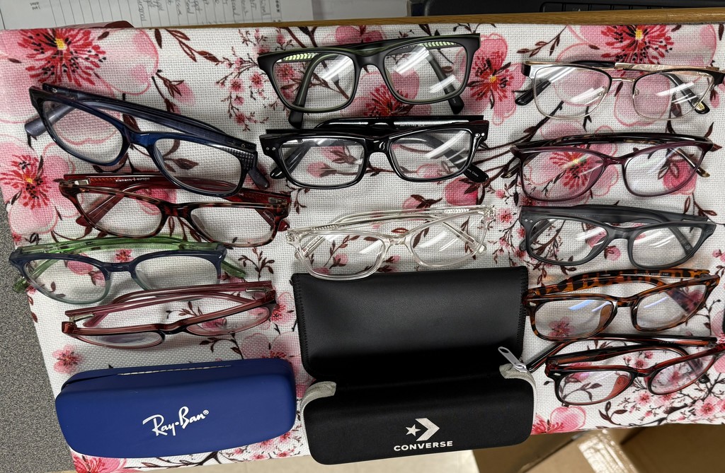 👓 Good Morning, Parents!  Has your student recently lost a pair of glasses at Harrison Middle School? We have several pairs waiting to be claimed in the main office!  If any of these look familiar, please have your student stop by to try them on and pick them up. Let’s help these glasses find their way back home! 😊