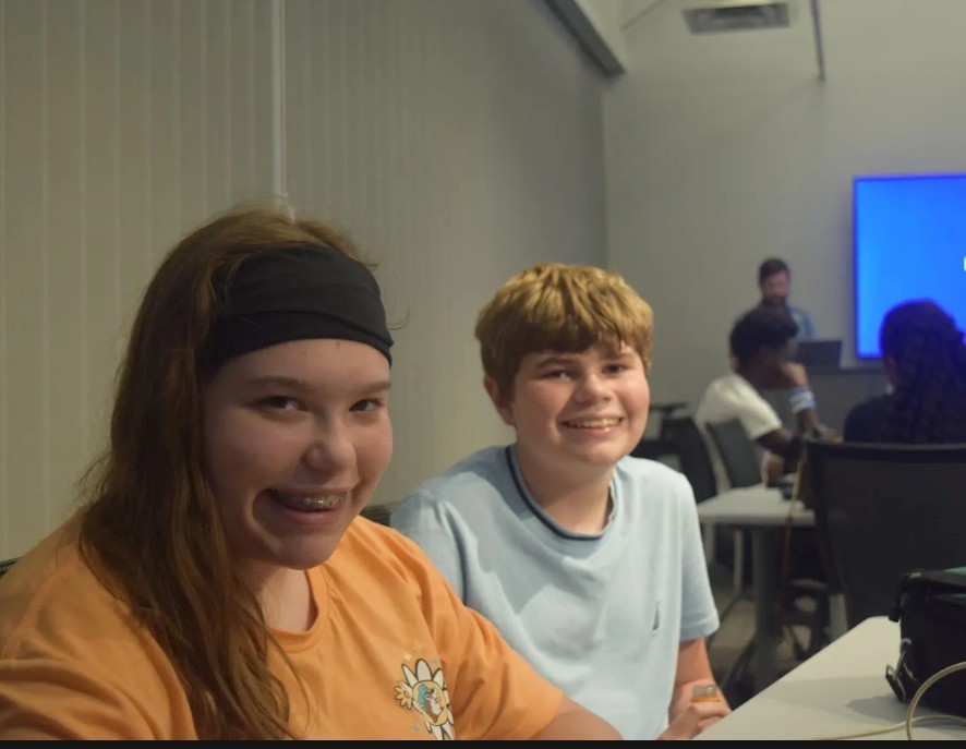 EAST students Katelyn and Boone recently attended a student training at EAST HQ in Little Rock! 📸  During the session, professional photographer Alex Kent led “The Creative Eye,” helping students sharpen their skills in photography, creativity, and design while building on their natural talents.  A special highlight of the day was the opportunity to sit down and visit with EAST CEO Matt Dozier, who took time out of his busy schedule to connect with them.  We’re proud of these students for taking advantage of such an inspiring learning experience! 👏✨  #EASTInitiative #StudentSuccess #CreativeLearning #HMSPride #FutureReady