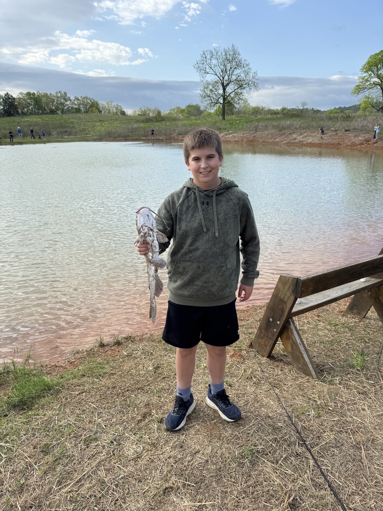 Harrison High School Agriculture teachers recently sponsored a hands-on Fishing Derby and Aquatics Lab for our HMS 7th and 8th grade Agriculture students! 🎣  Students had the opportunity to dive into real-world science by exploring fish anatomy through dissections, studying macroinvertebrates to better understand stream health, and testing water quality.  This engaging experience helped students connect conservation practices with the importance of protecting our waterways and managing healthy fisheries. 🌊  Learning comes to life when students can explore, investigate, and apply their knowledge in meaningful ways!  #HMS #AgEducation #HandsOnLearning #EnvironmentalScience #FutureLeaders