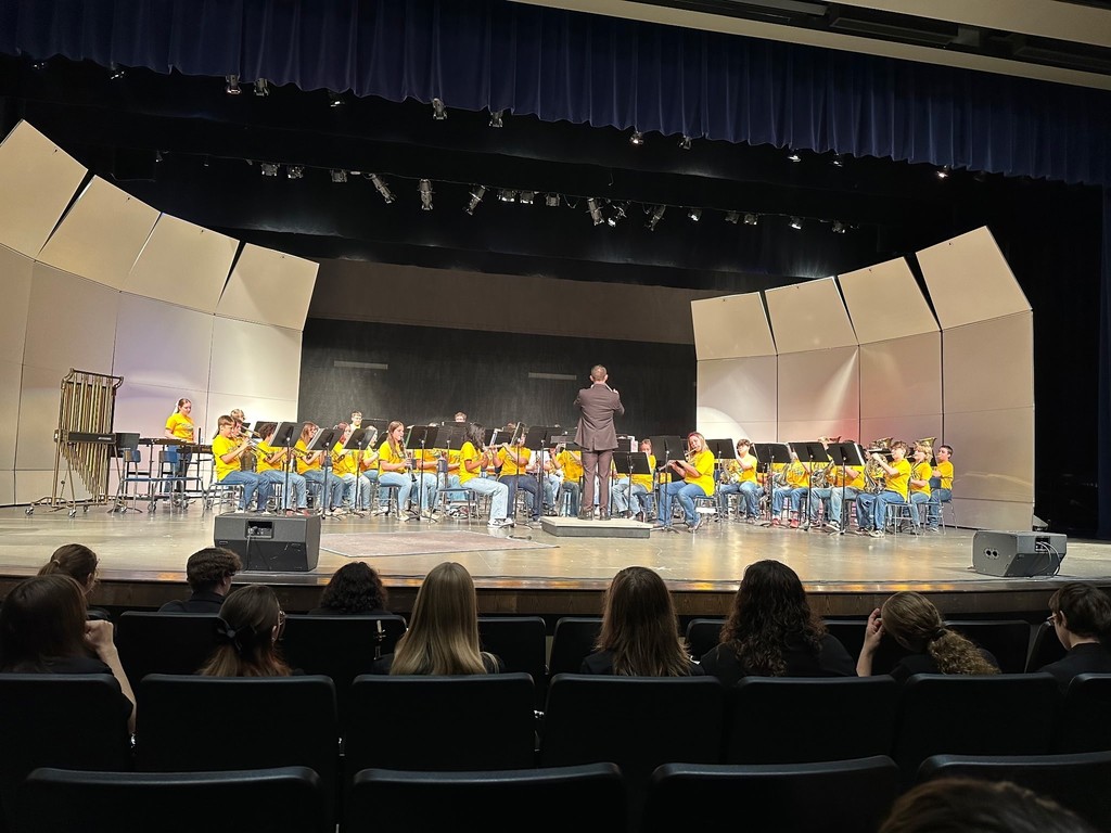 🎶 Our HMS Bands held their Spring Concert Night, and we are so proud of their performances!  The concert featured: • 7th Grade Band • 7th & 8th Grade Percussion Ensembles • 8th Grade Band  Thank you to our directors, students, and families for supporting our amazing music programs. Great job, Goblins! 🎵🥁🎺💙💛