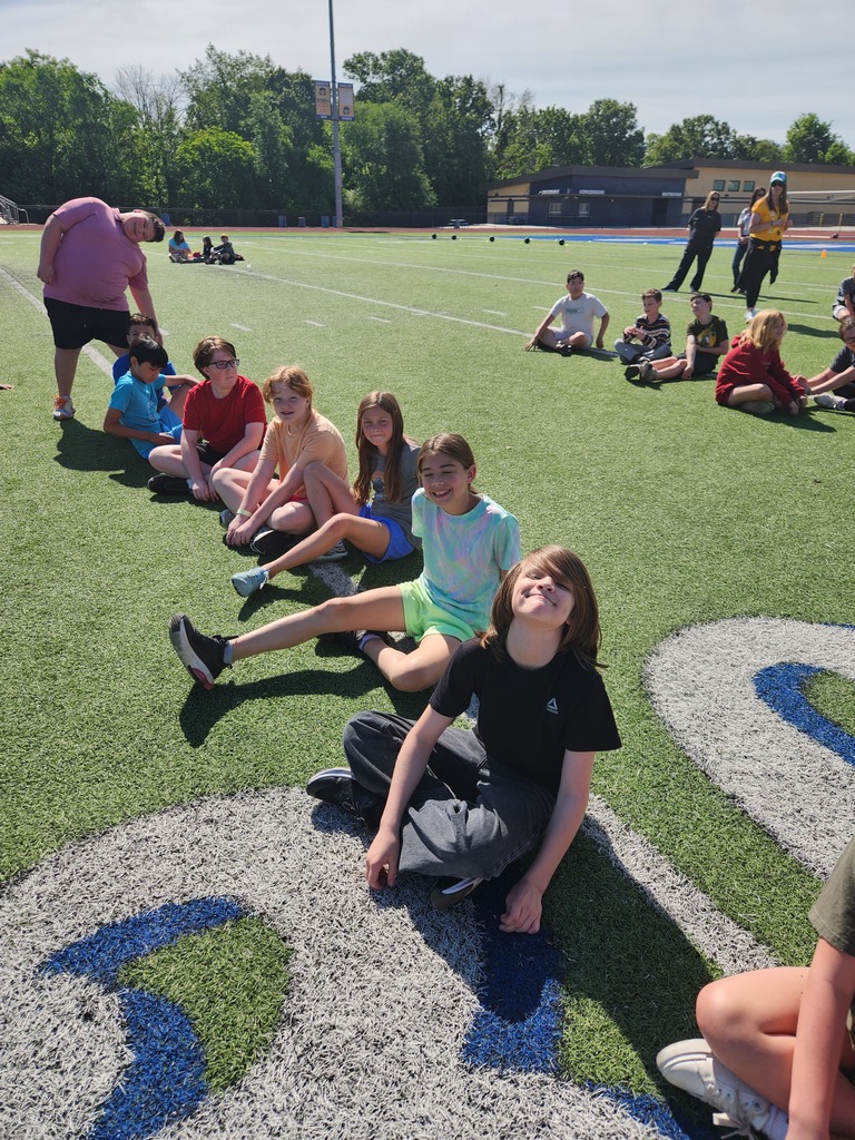 🏃‍♂️☀️ HMS 5th Grade Students, Staff, and Parents had a blast yesterday at 5th Grade Track & Field Day!  From races and relays to cheering on classmates and enjoying time together, it was a fun-filled day for everyone involved.  Please enjoy these photos from a great day at HMS! 💙💛  #GoblinPride #HMSTrackAndFieldDay #HarrisonSchools #HMS5thGrade