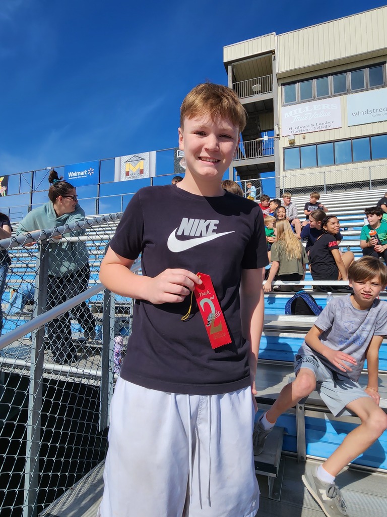 🏃‍♂️☀️ HMS 5th Grade Students, Staff, and Parents had a blast yesterday at 5th Grade Track & Field Day!  From races and relays to cheering on classmates and enjoying time together, it was a fun-filled day for everyone involved.  Please enjoy these photos from a great day at HMS! 💙💛  #GoblinPride #HMSTrackAndFieldDay #HarrisonSchools #HMS5thGrade