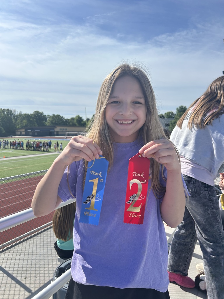 🏃‍♂️☀️ HMS 5th Grade Students, Staff, and Parents had a blast yesterday at 5th Grade Track & Field Day!  From races and relays to cheering on classmates and enjoying time together, it was a fun-filled day for everyone involved.  Please enjoy these photos from a great day at HMS! 💙💛  #GoblinPride #HMSTrackAndFieldDay #HarrisonSchools #HMS5thGrade
