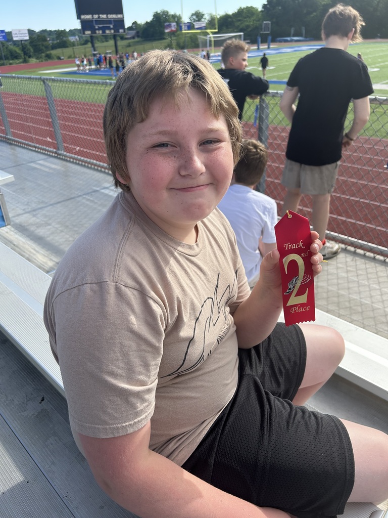 🏃‍♂️☀️ HMS 5th Grade Students, Staff, and Parents had a blast yesterday at 5th Grade Track & Field Day!  From races and relays to cheering on classmates and enjoying time together, it was a fun-filled day for everyone involved.  Please enjoy these photos from a great day at HMS! 💙💛  #GoblinPride #HMSTrackAndFieldDay #HarrisonSchools #HMS5thGrade