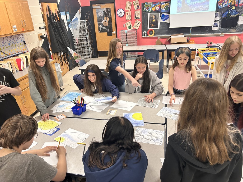 🎨 HMS 5th Grade Students have been studying famous works of art and showing off their creativity with their own amazing interpretations!  Students created their own masterpieces inspired by: 🖼️ Girl with a Pearl Earring (1665) by Johannes Vermeer 🖼️ American Gothic (1930) by Grant Wood 🖼️ Mona Lisa (1503) by Leonardo da Vinci 🖼️ The Starry Night (1889) by Vincent van Gogh   We are so proud of the creativity, effort, and artistic talent our students displayed through these projects! Great job, Goblins! 💙💛