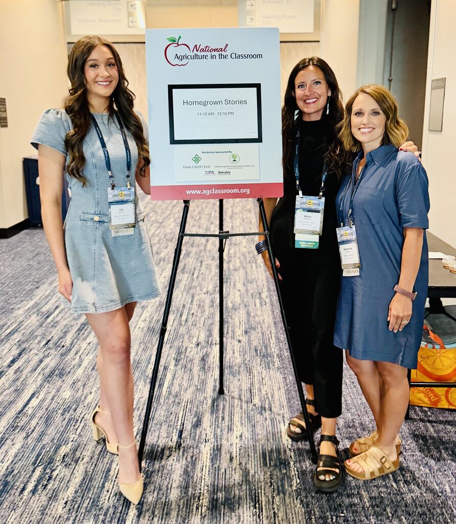group with entry display for conference