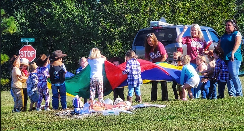 students at rodeo days