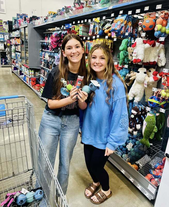 student shoppers