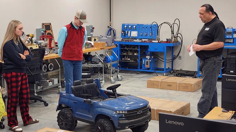 students touring Northark