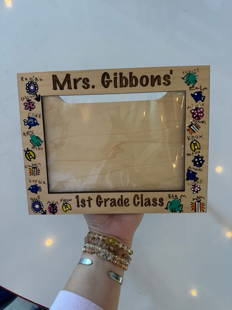Mrs. Gibbons' First Grade Class Item *class photo coming soon...