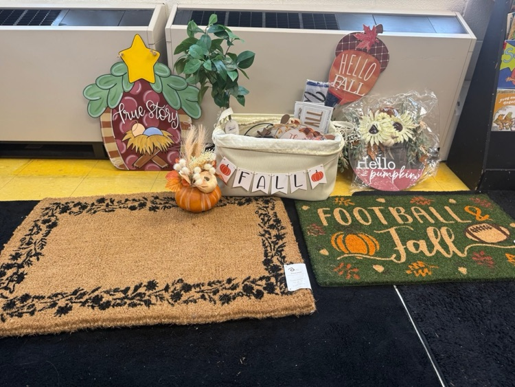 Mrs. Kinslow's K/1 Class Porch Decor Basket