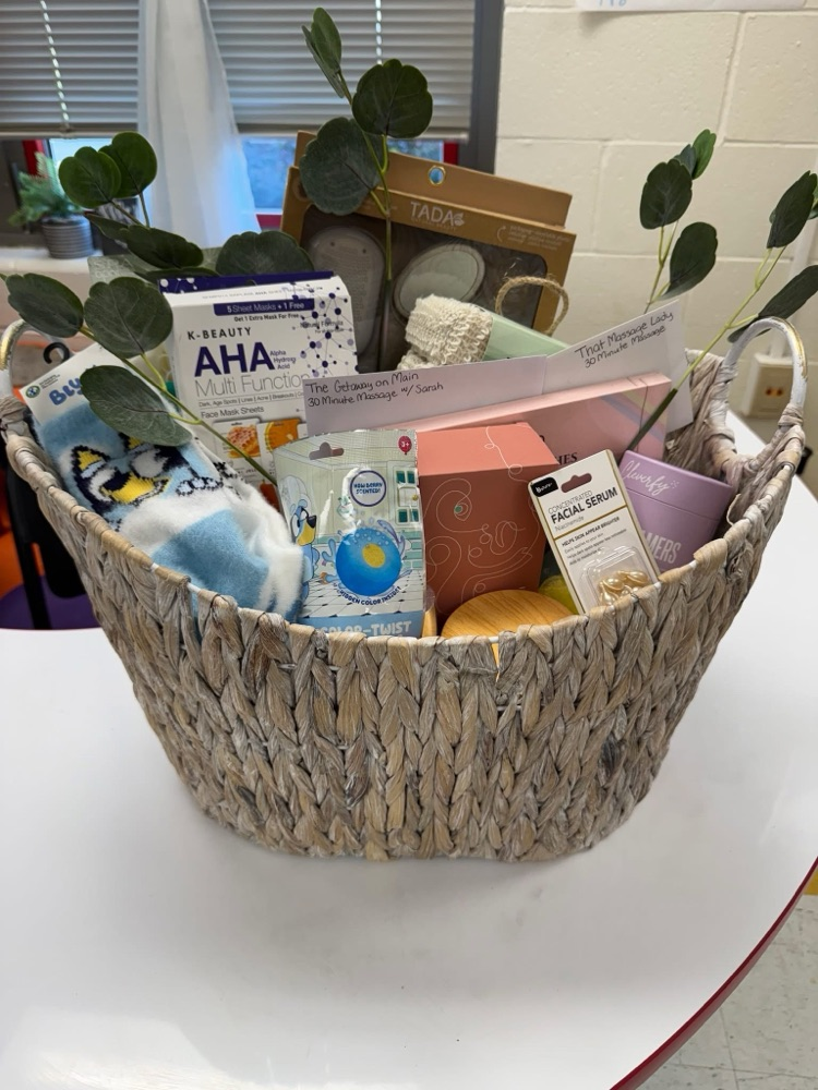 Mrs. Bishop's 4th Grade Class Spa Basket