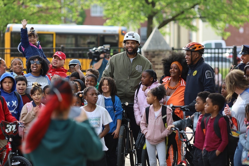 Dr Townsel with Wish School on Walk or Roll to School Day