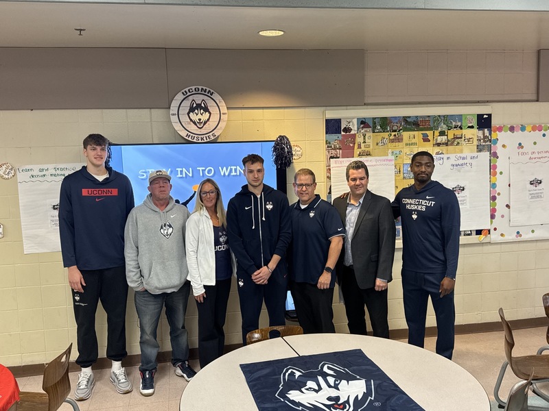 UConn Basketball Visits Kennelly School for the "Stay In To Win" Program