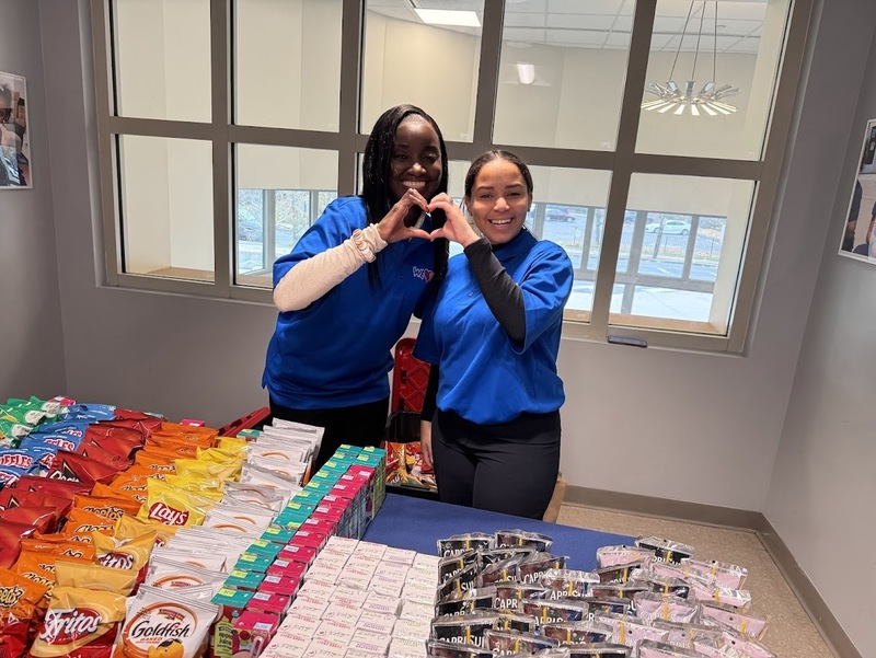 WeLo Coat Giveaway at West Middle