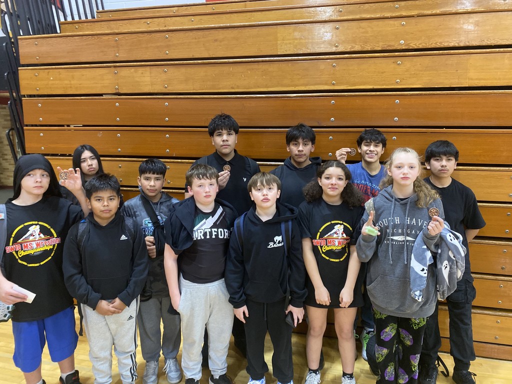 middle school wrestlers