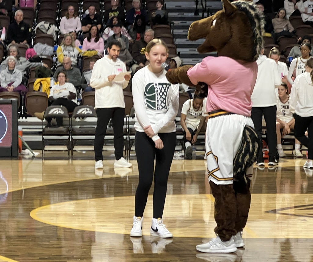 middle school girls basketball team at WMU