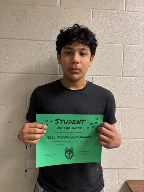hms student abel hernandez with his student of the week award