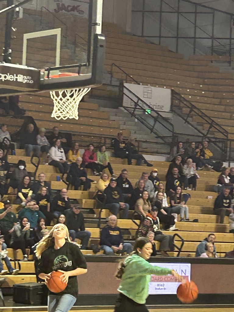 Last Saturday the seventh and 8th grade girls basketball team went to a WMU ladies basketball game. They were able to be involved in mini games on the court and get autographs!