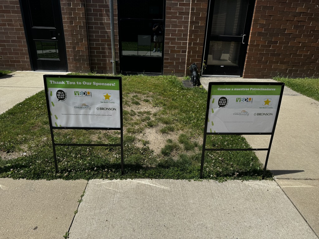 You can enjoy a nice walk in the sunlight with the Story Stroll at Redwood! These storyboards will be up for two weeks for you to come enjoy! ☀️
