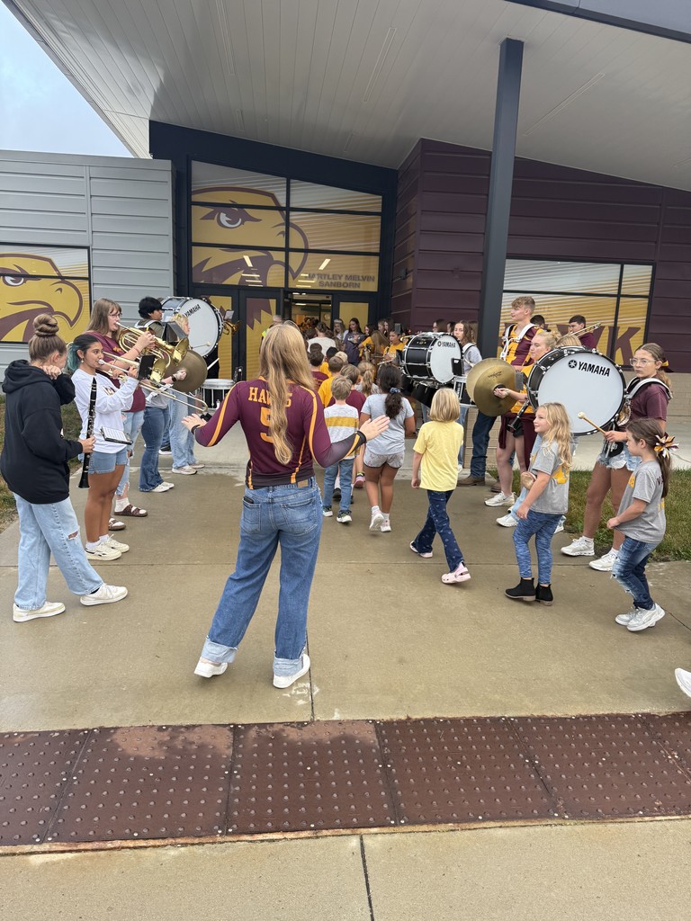 Homecoming High Five Friday