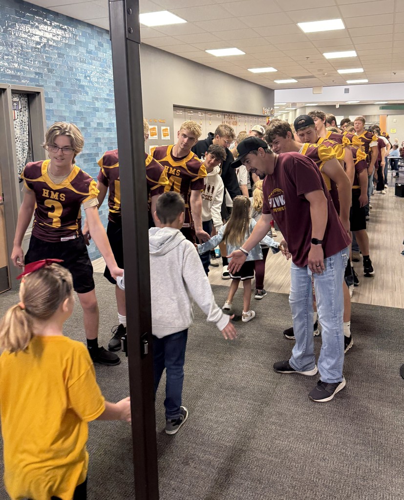 Homecoming High Five Friday
