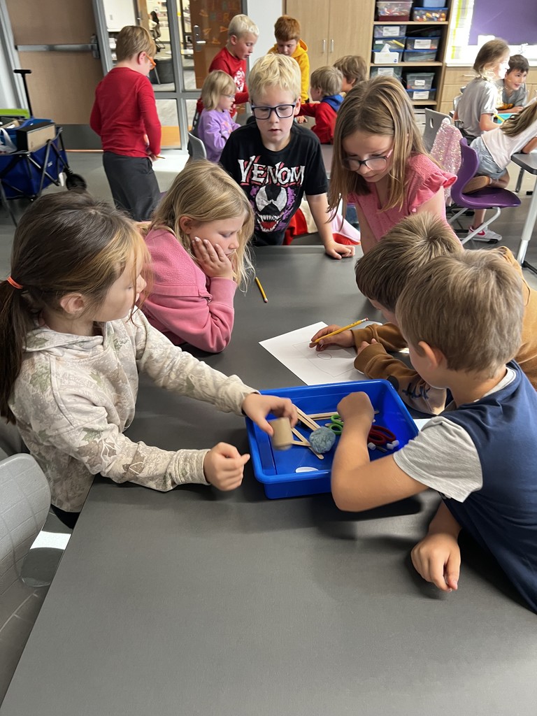 2nd grade with the Naturalist