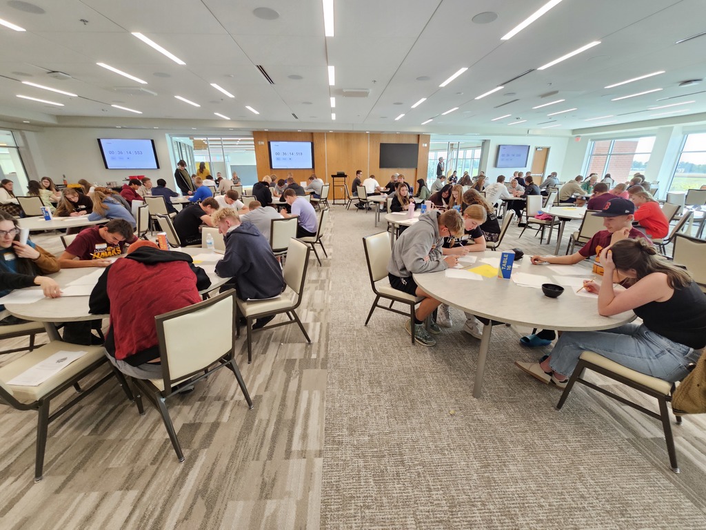 HMS attends Dordt University Math Challenge Day