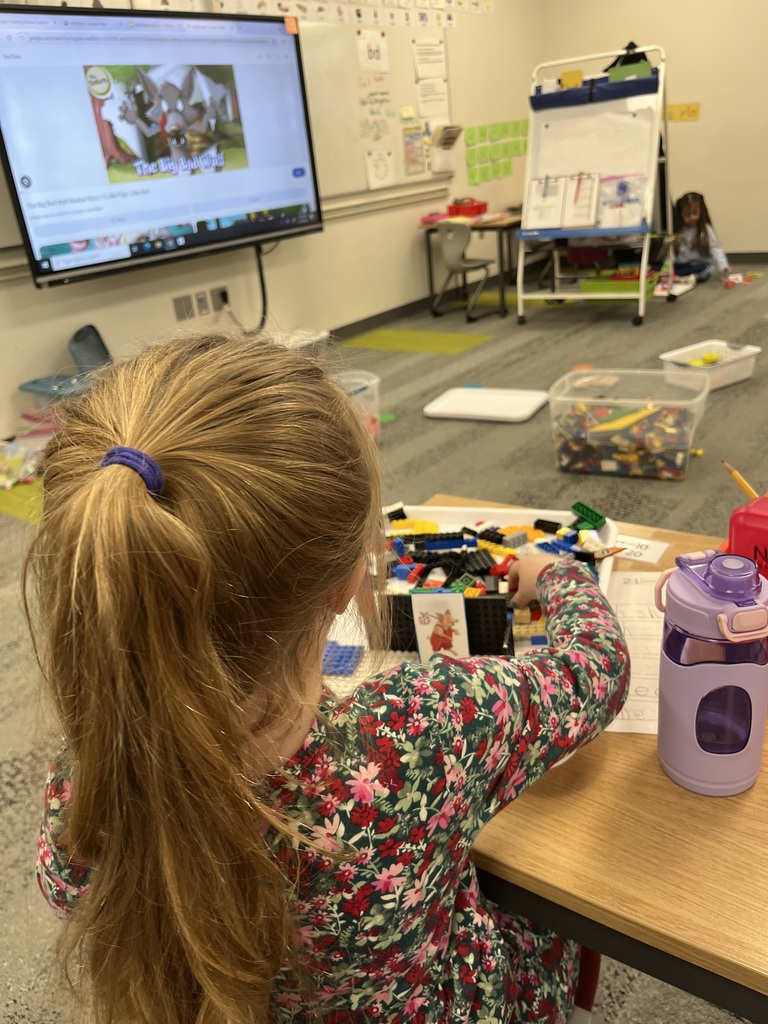 TK Three Little Pigs Houses