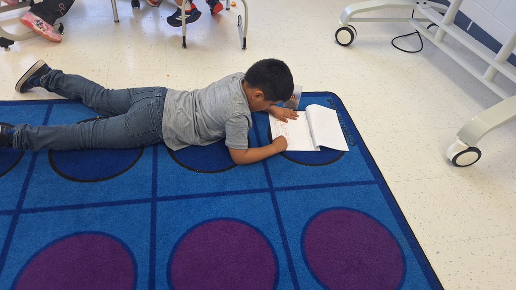 Kinder writing 