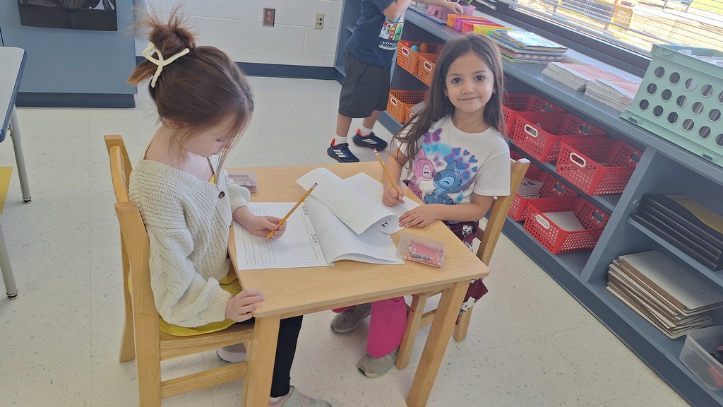 Kinder writing 
