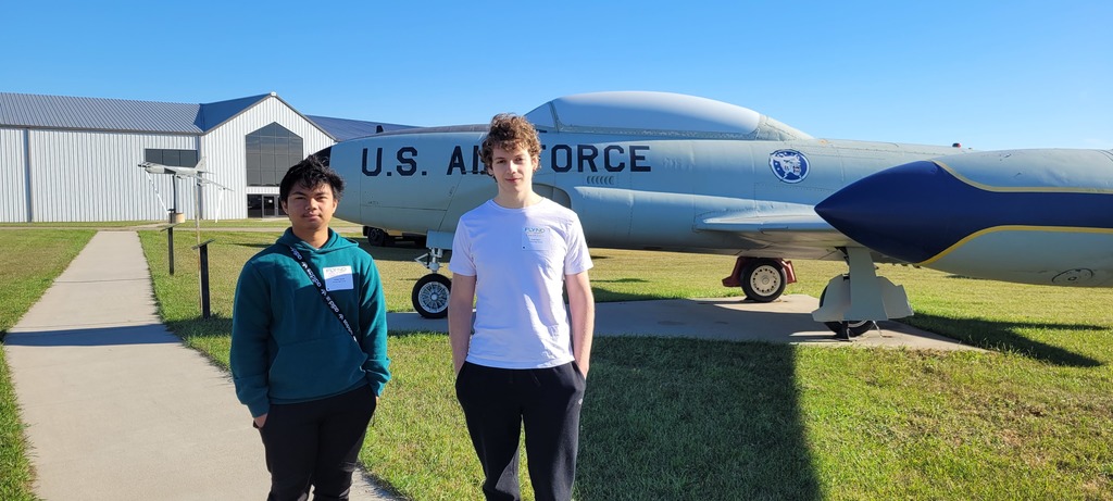 Students at the Air Museum