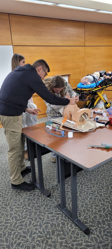 Jasmine learning to intubate