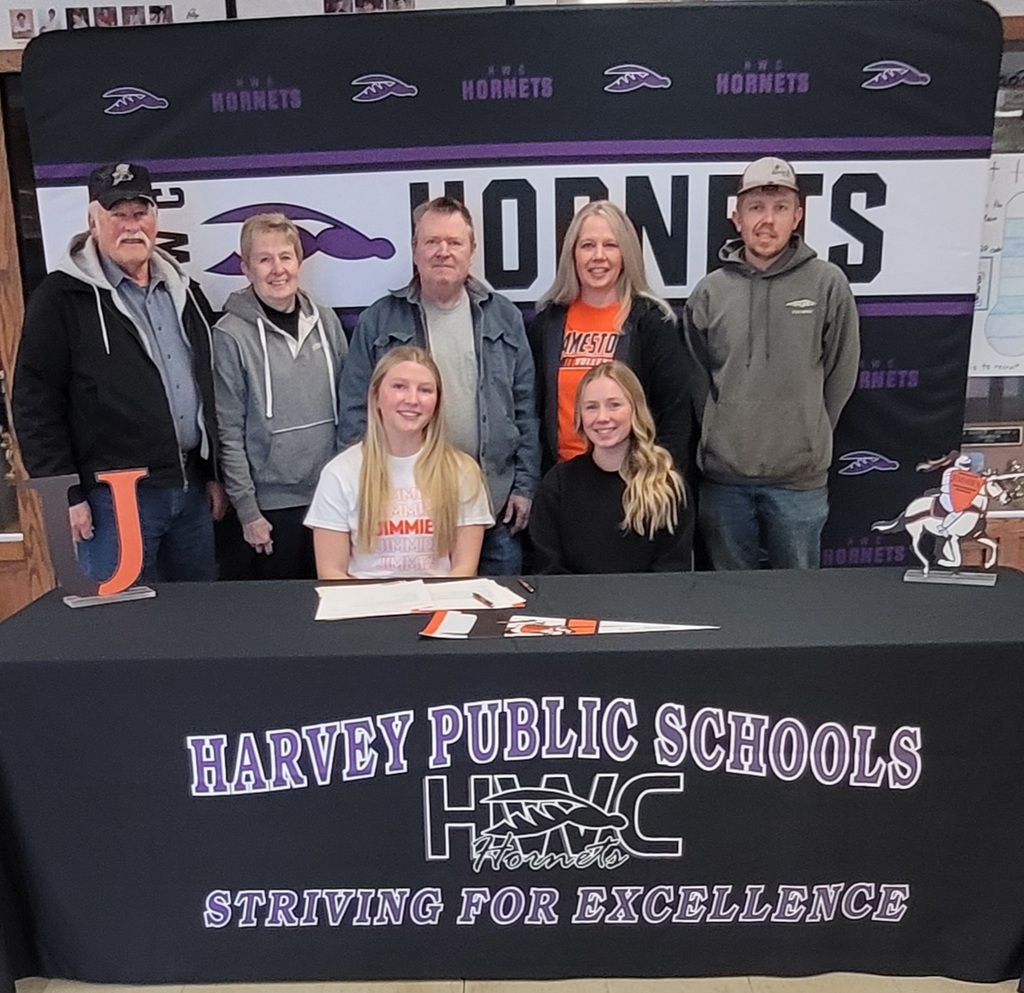 Kali and family at signing 