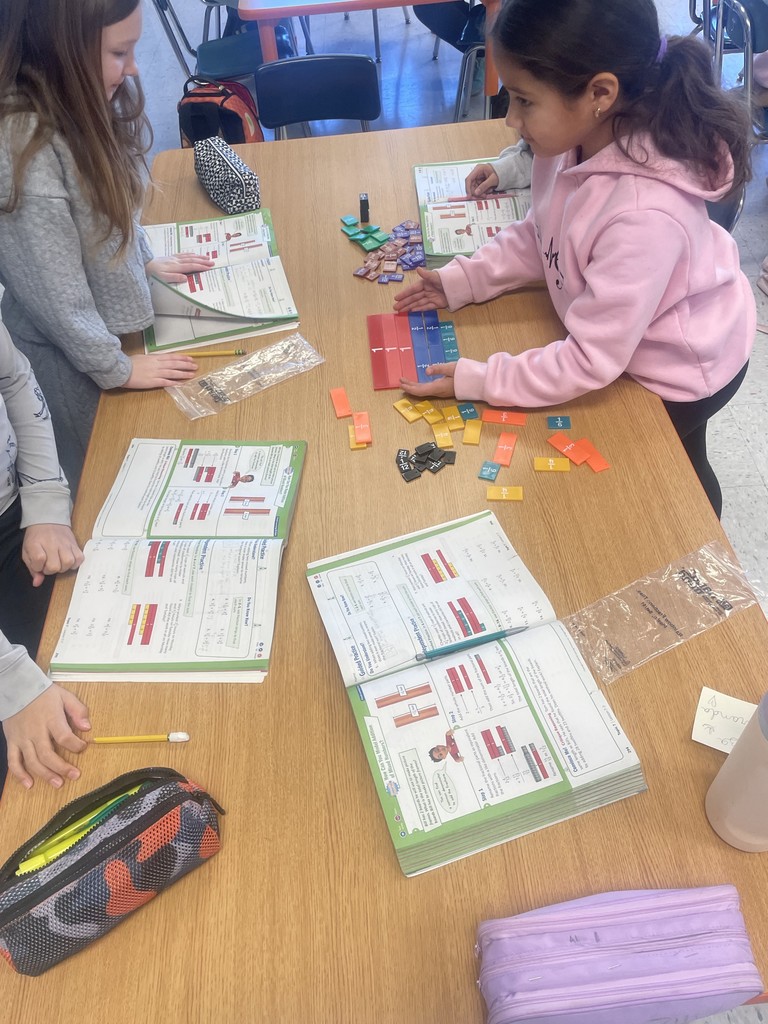 Mrs. Schaffer's 5th Grade Class Adding Mixed Numbers Using Models