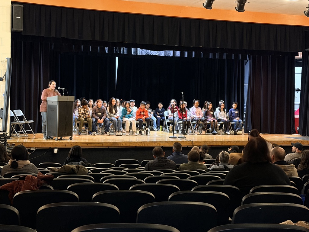 The Junior Woman's Club of HH Spelling Bee 