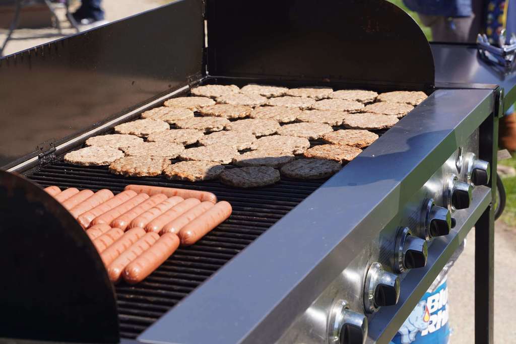 Southeastern Elementary cookout.