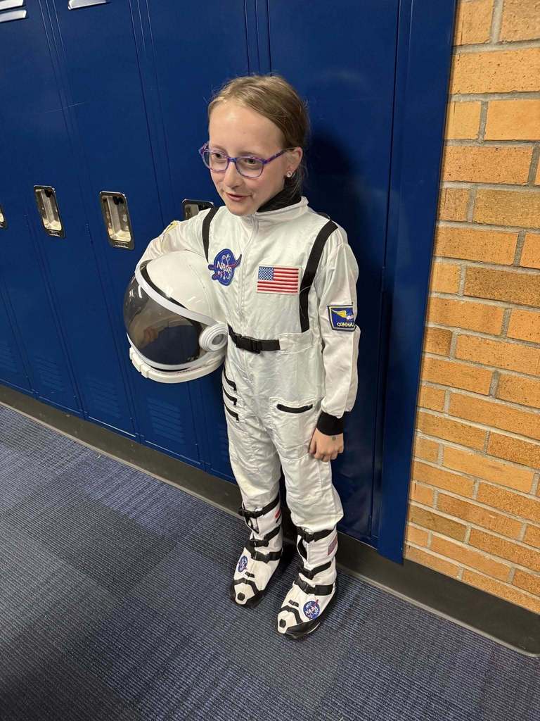 Southeastern Elementary wax museum night