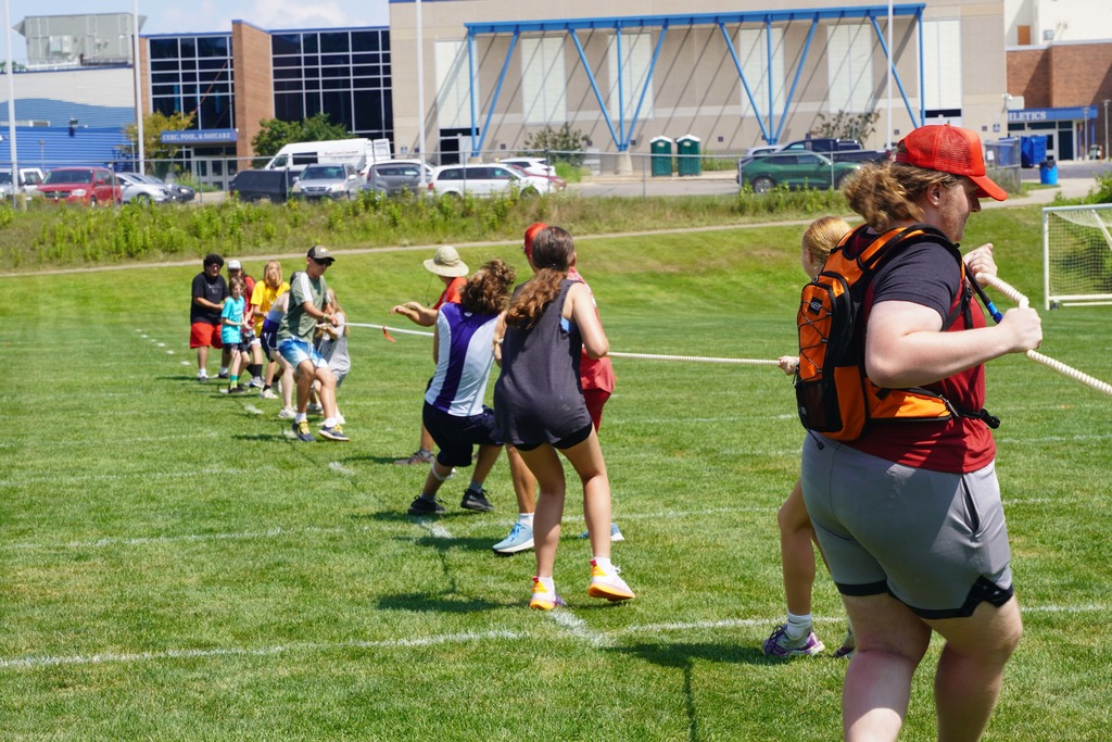 Band students playing tug-of-war