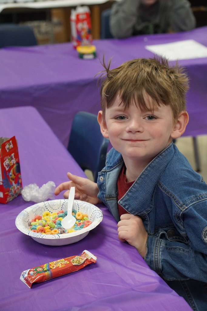 Scenes from Star School's New Student Breakfast