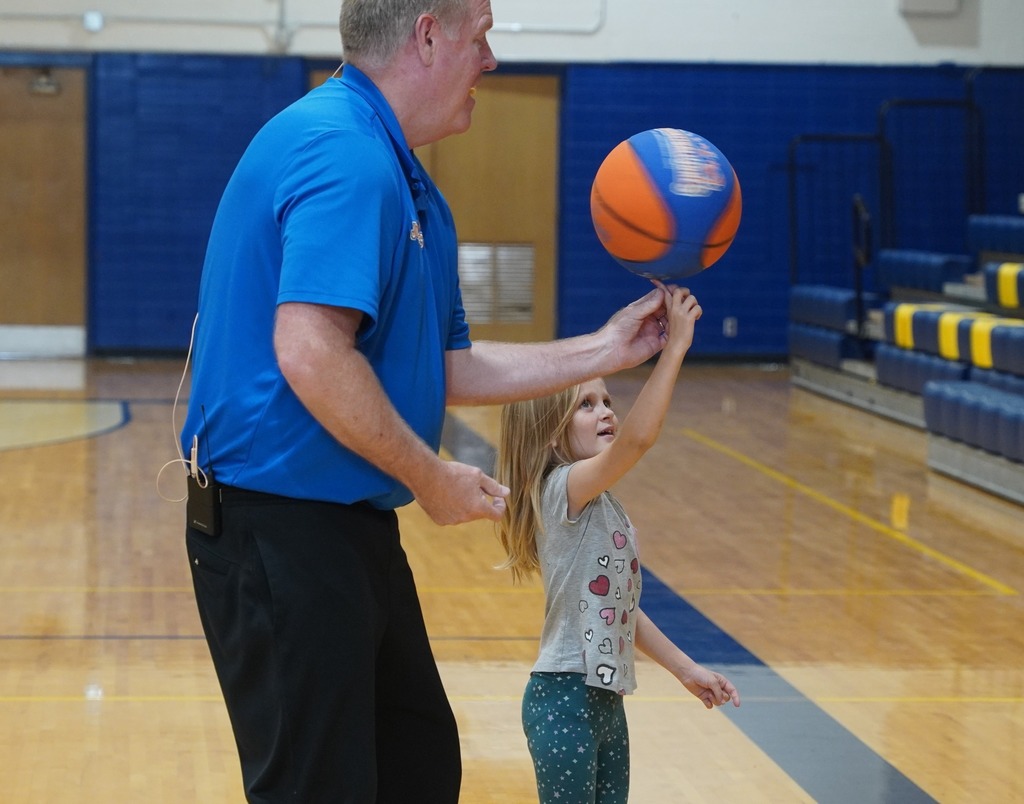Jim "Basketball" Jones performs for Central Elementary and Hastings Middle School students.