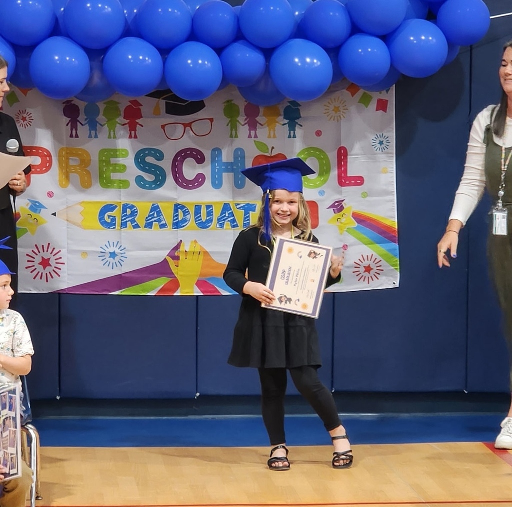 Preschoolers graduating