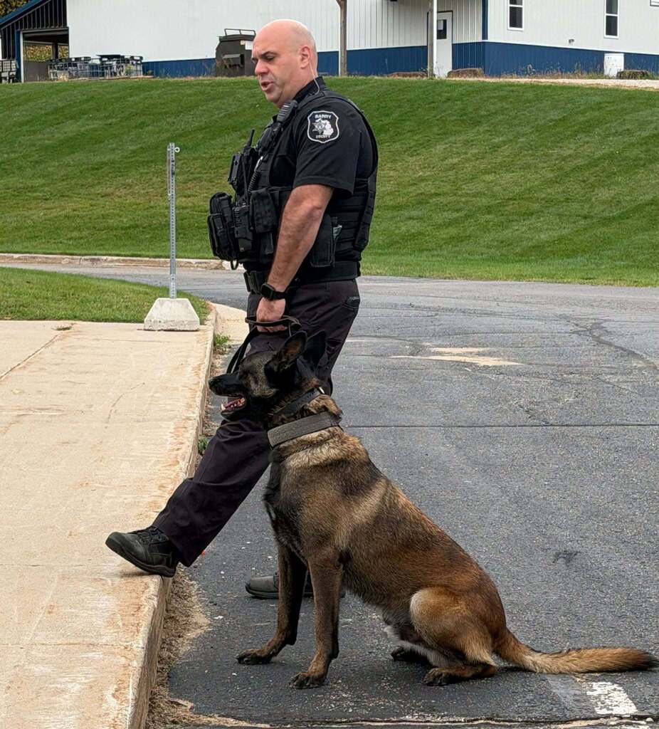 Students learn about K9 units