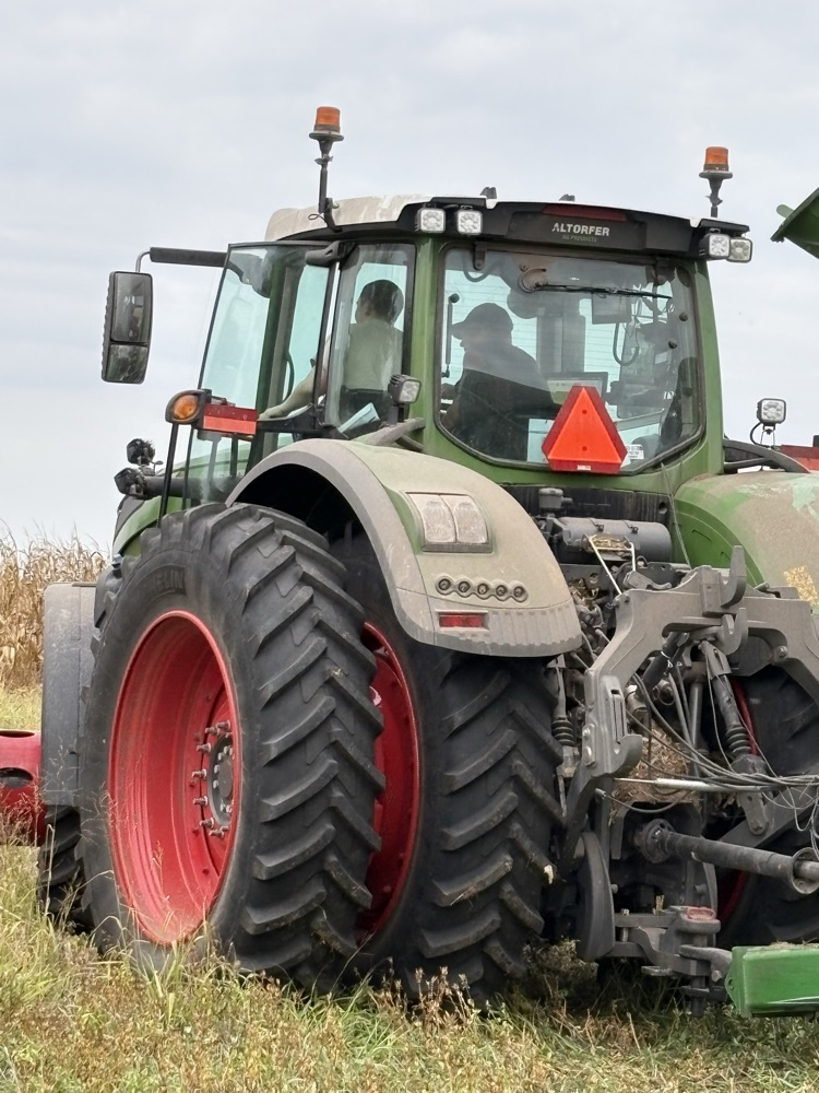 tractor 