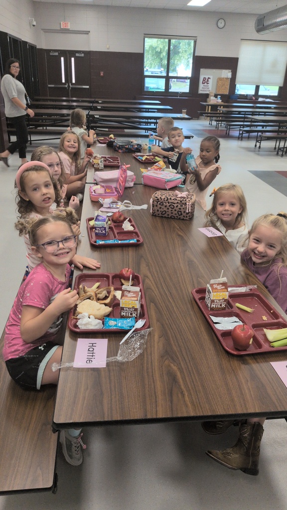 kinder lunch