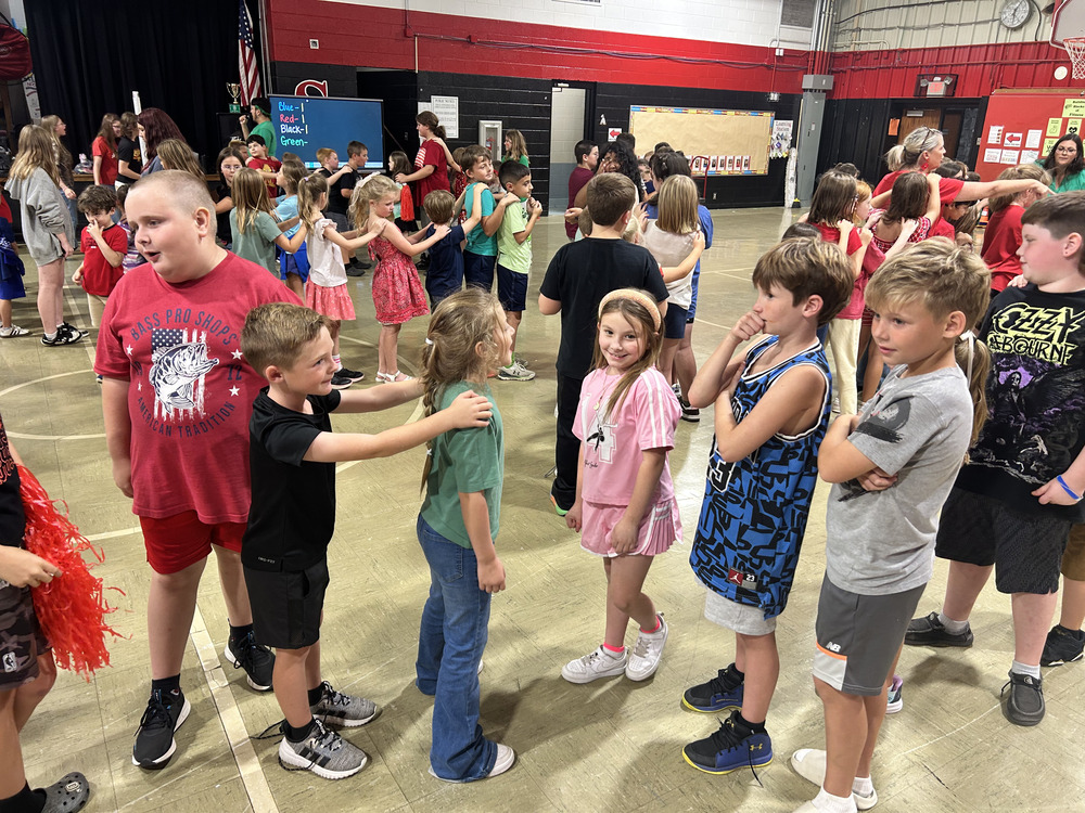 Kids playing in a gym