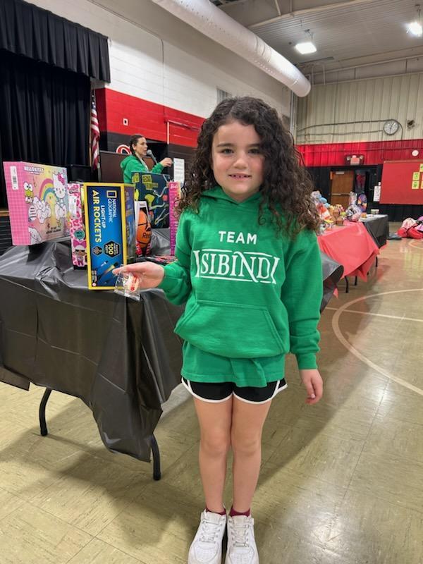 student with prize