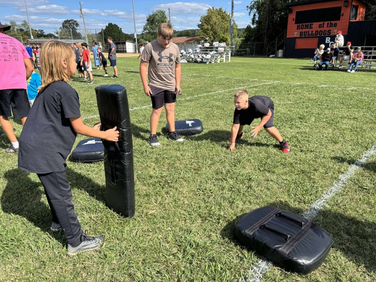 Little Bulldogs Football Camp